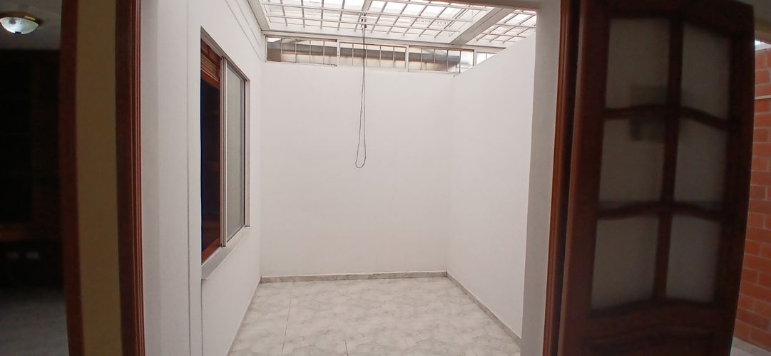 Casa de 3 alcobas en venta en Versalles, Floridablanca, 110 m² · foto 17 de 22