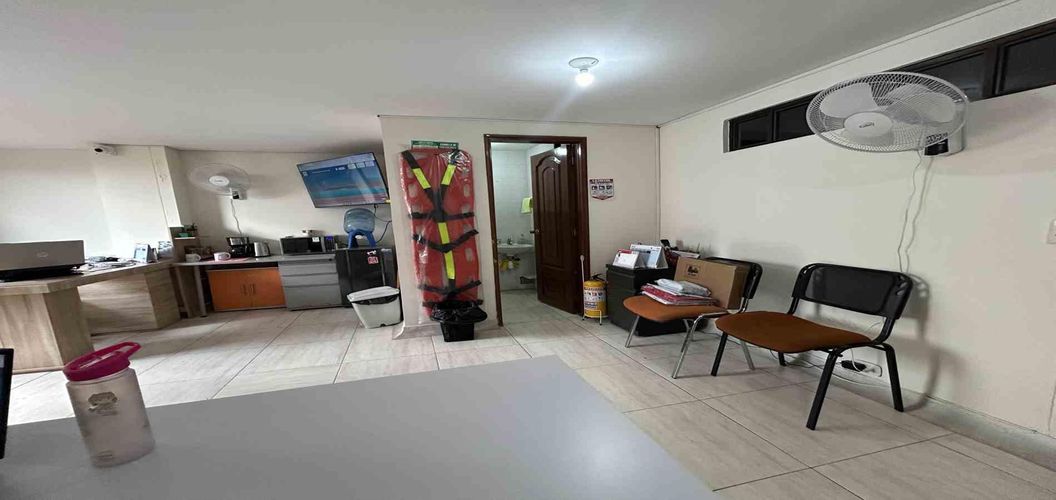 Oficina en venta en Sector Lago Uribe, Pereira, 30 m² · foto 11 de 12