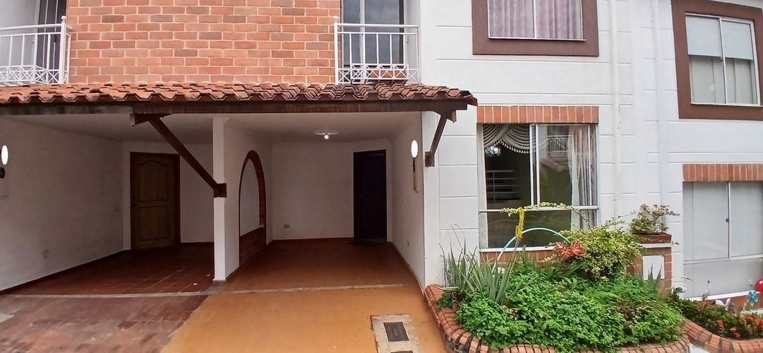 Casa de 3 alcobas en venta en Versalles, Floridablanca, 110 m² · foto 22 de 22