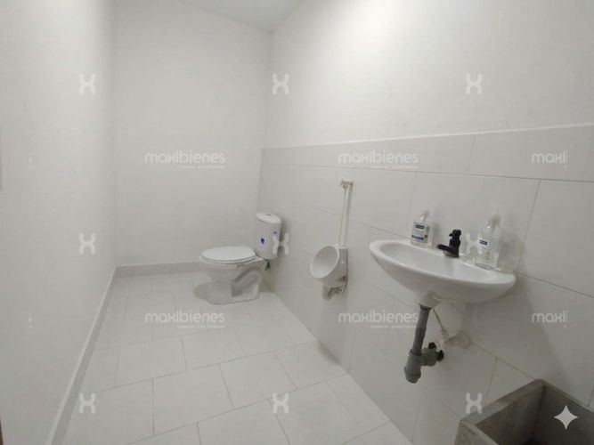 Bodega en arriendo en Chagualo, Marinilla, 200 m² · foto 4 de 7