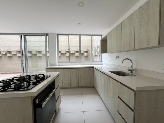 Casa de 3 alcobas en venta en El Porvenir, Rionegro, 168 m² · foto 5 de 18