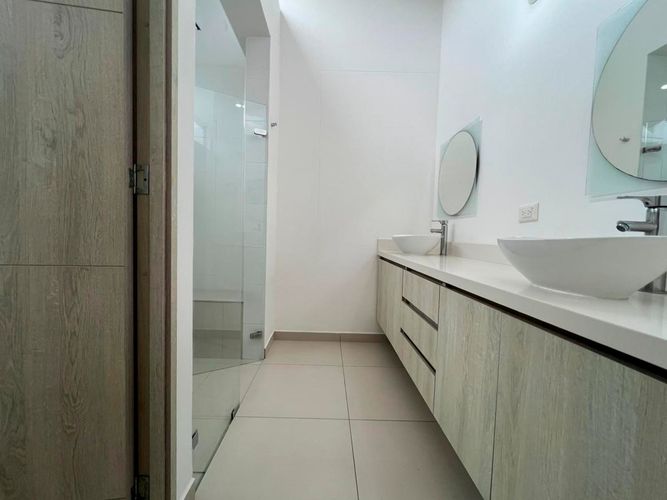 Casa de 3 alcobas en venta en El Porvenir, Rionegro, 168 m² · foto 18 de 18