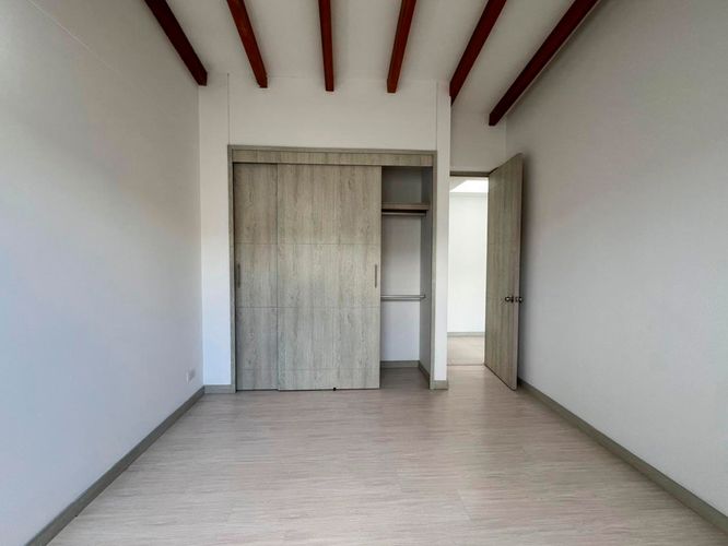Casa de 3 alcobas en venta en El Porvenir, Rionegro, 168 m² · foto 7 de 18