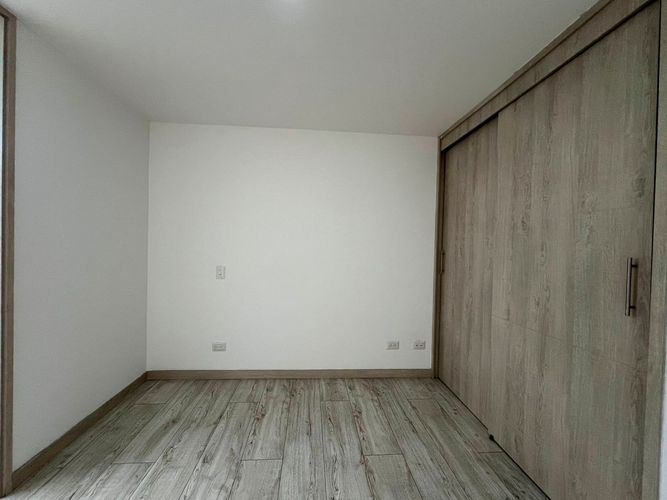 Casa de 3 alcobas en venta en El Porvenir, Rionegro, 168 m² · foto 14 de 18
