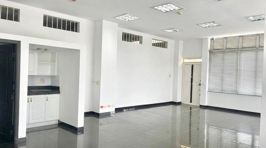 Bodega en arriendo en Centenario, Pereira, 186 m² · foto 4 de 8