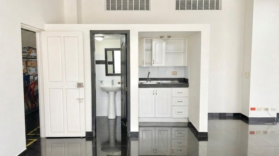 Bodega en arriendo en Centenario, Pereira, 186 m² · foto 5 de 8