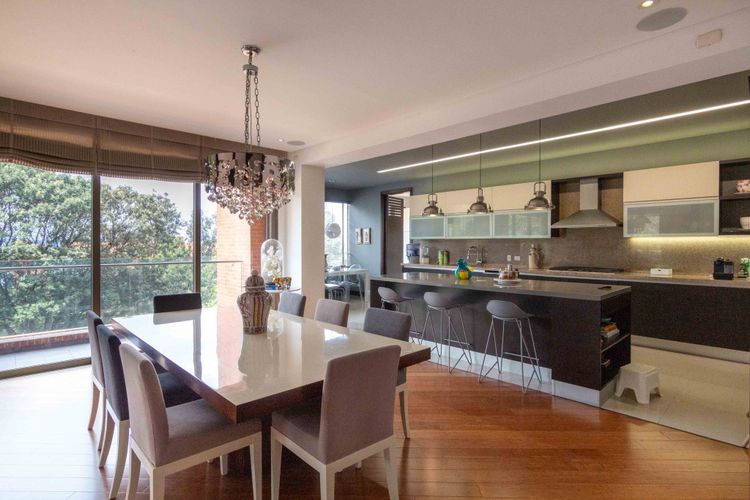 Apartamento de 3 alcobas en venta en Cerros De Los Alpes, Bogotá, 326 m² · foto 11 de 24