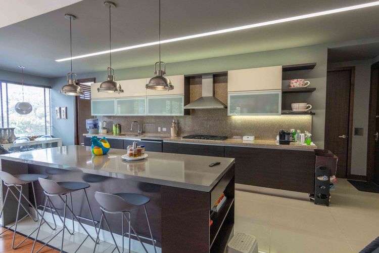 Apartamento de 3 alcobas en venta en Cerros De Los Alpes, Bogotá, 326 m² · foto 12 de 24