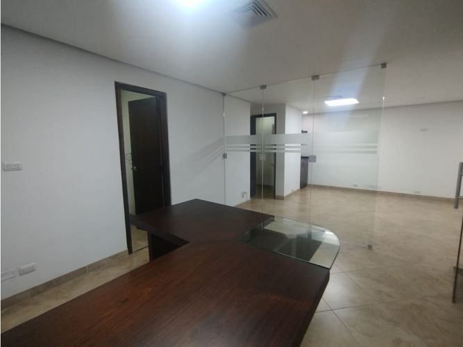 Oficina en arriendo en Manila, Medellín, 60 m² · foto 5 de 10
