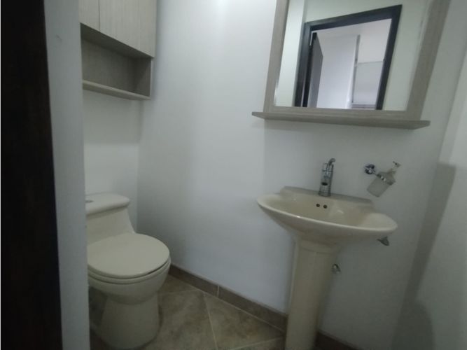 Oficina en arriendo en Manila, Medellín, 60 m² · foto 8 de 10