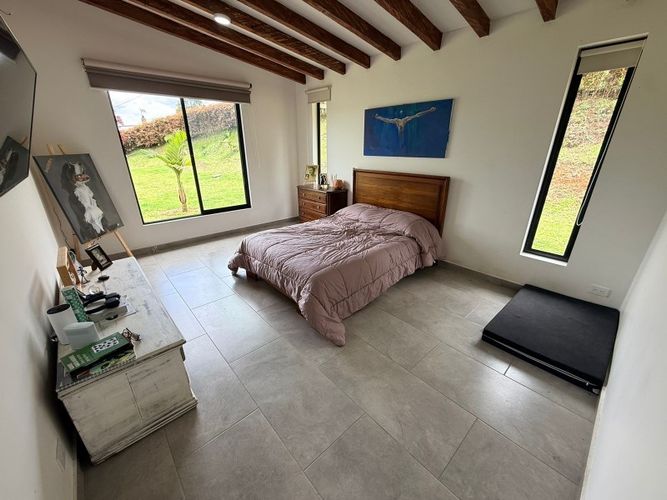 Casa de 3 alcobas en venta en Santa Ana, Rionegro, 186 m² · foto 4 de 22