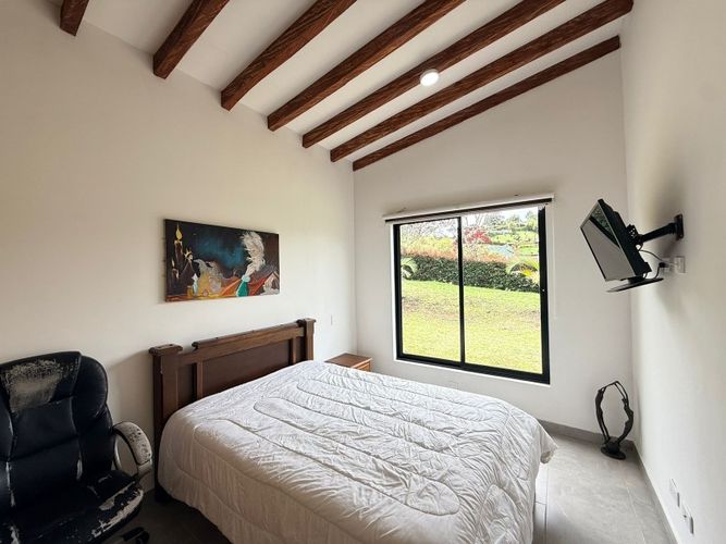 Casa de 3 alcobas en venta en Santa Ana, Rionegro, 186 m² · foto 6 de 22