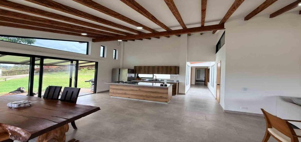 Casa de 3 alcobas en venta en Santa Ana, Rionegro, 186 m² · foto 22 de 22