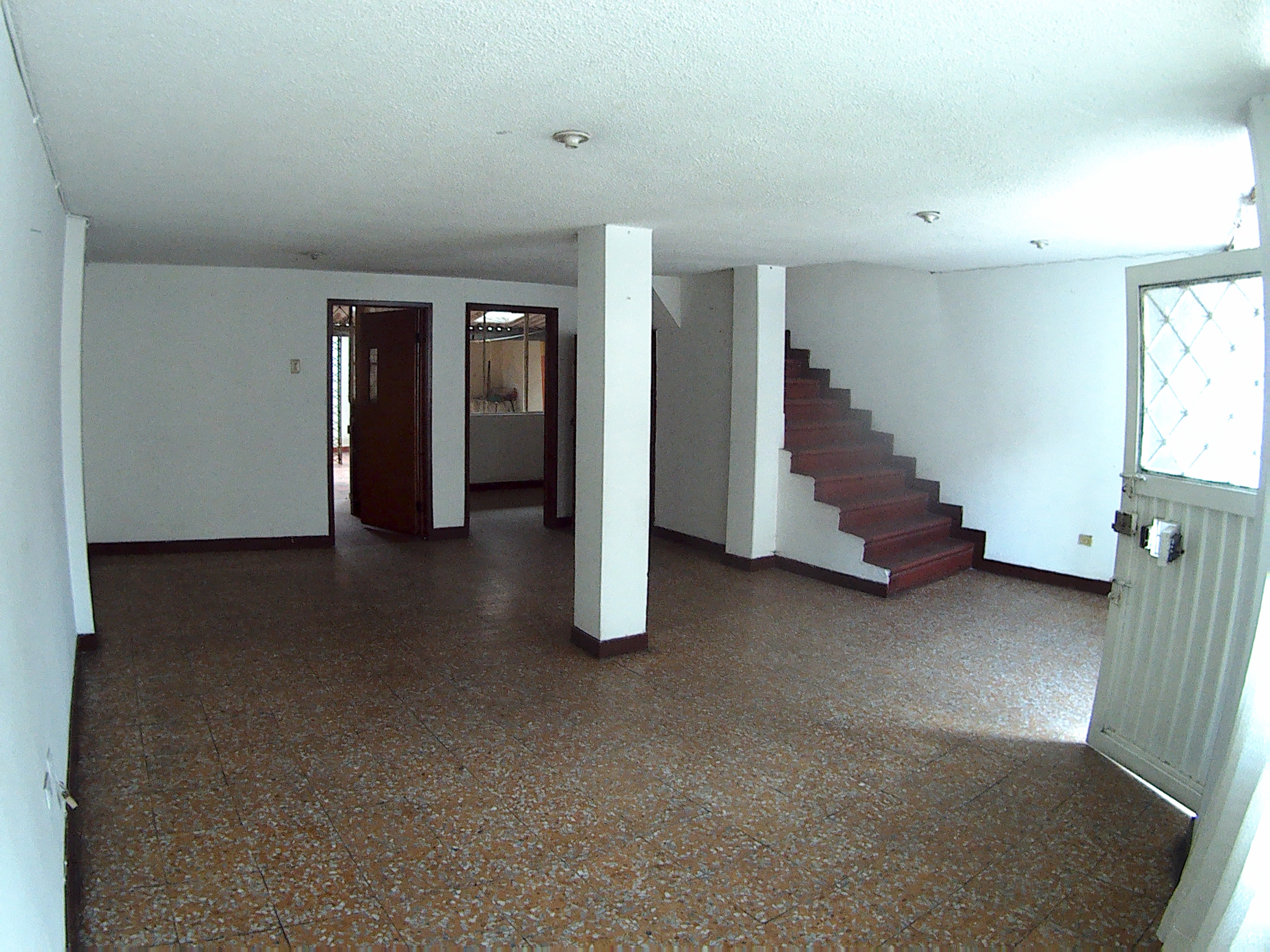 Casa en venta en Fontibon, Bogotá · foto 2 de 17