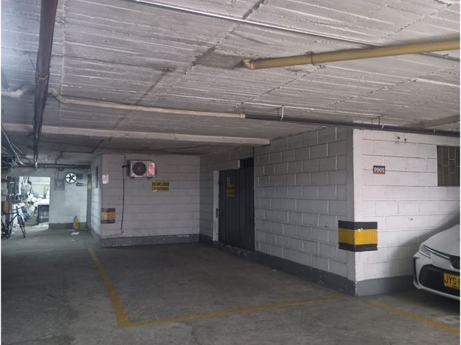 Bodega en venta en Villa Del Parque, Itagüí, 502 m² · foto 7 de 24