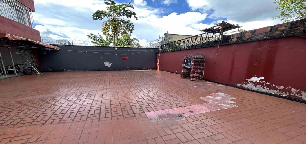 Apartamento de 4 alcobas en venta en Santa Teresita, Pereira, 357 m² · foto 11 de 19