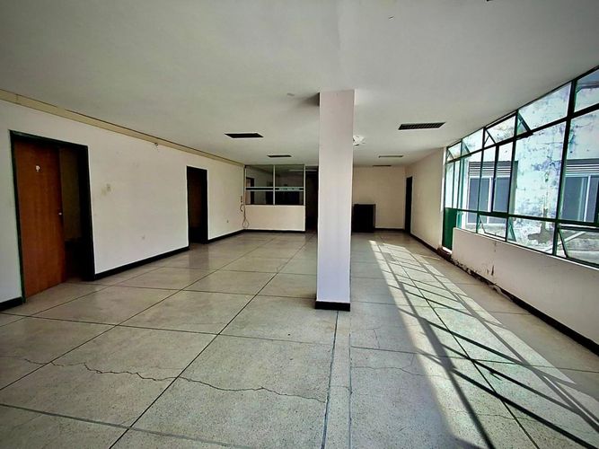 Oficina en venta en Centro, Ibagué, 245 m² · foto 13 de 24