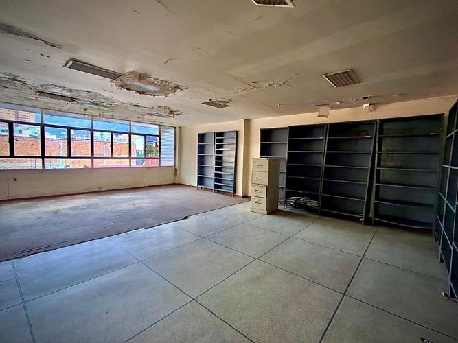 Oficina en venta en Centro, Ibagué, 245 m² · foto 14 de 24