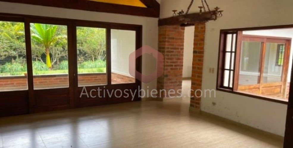 Casa de 7 alcobas en venta en Pantanillo, El Retiro · foto 4 de 12