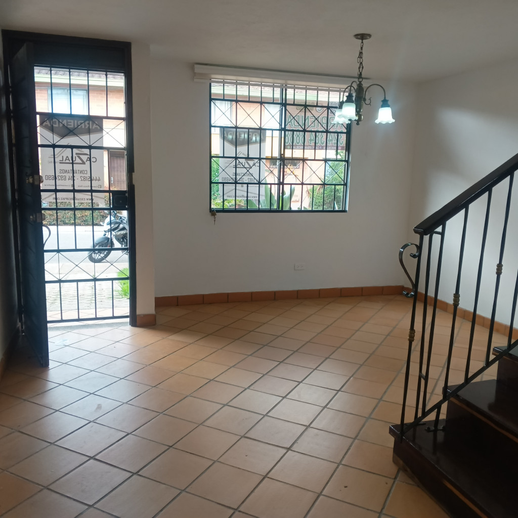 3BR House in Santa Elena (140 m²) - 4