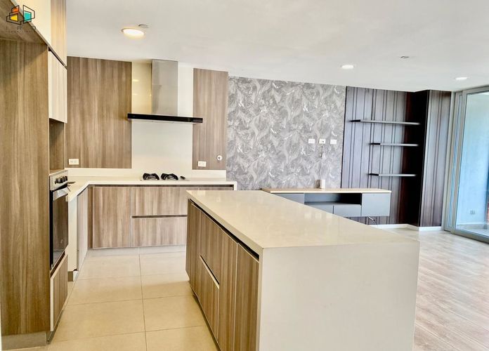 Apartamento de 4 alcobas en arriendo en Camino Verde, Envigado, 205 m² · foto 5 de 24