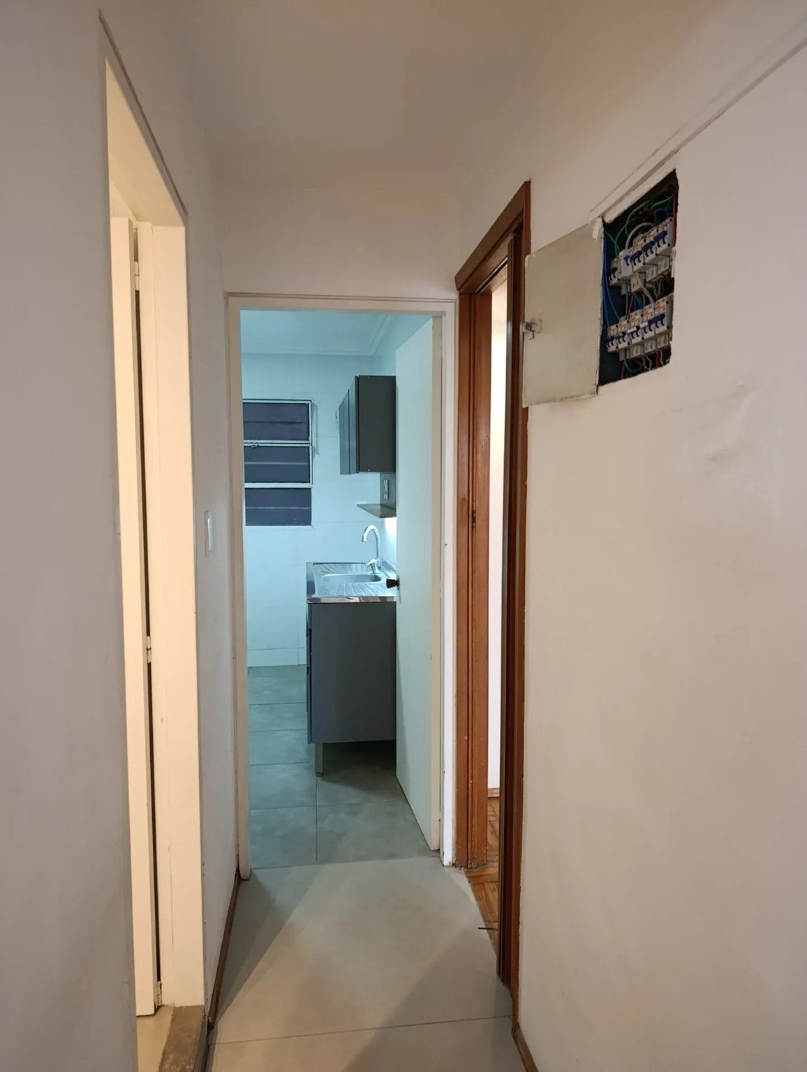 ALQUILER EN CORDON SUR, RECICLADO DE 1 DORMITORIO, PISO 1 AL FRENTE, GASTOS COMUNES BAJOS · Foto 5