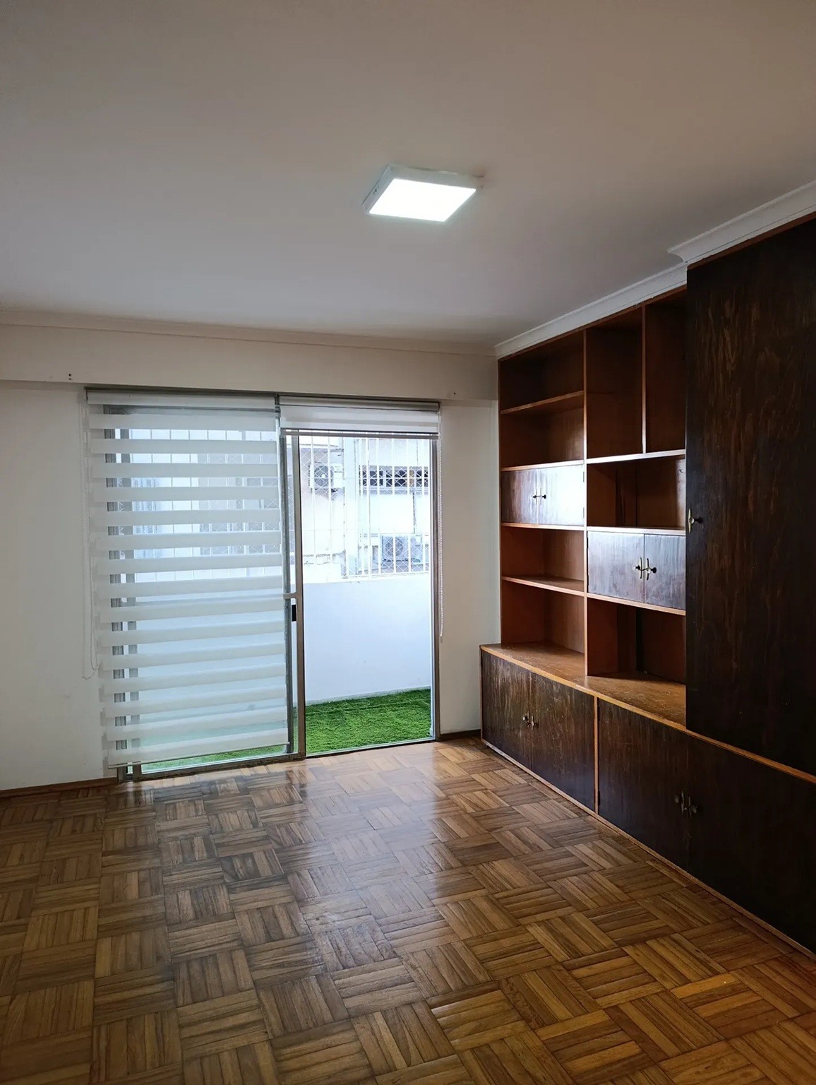 ALQUILER EN CORDON SUR, RECICLADO DE 1 DORMITORIO, PISO 1 AL FRENTE, GASTOS COMUNES BAJOS · Foto 1
