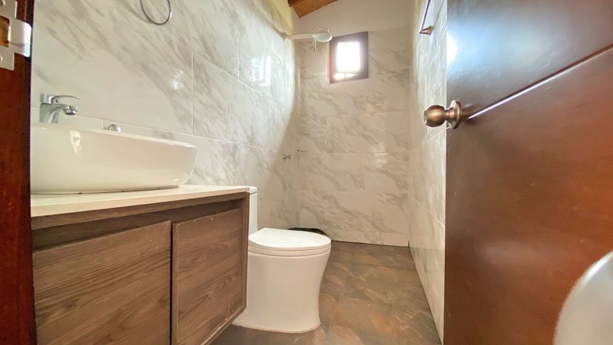 Casa de 5 alcobas en venta en Molinos Altos, Floridablanca, 37 m² · foto 5 de 18