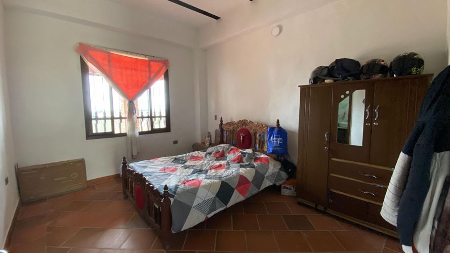 Casa de 5 alcobas en venta en Molinos Altos, Floridablanca, 37 m² · foto 10 de 18
