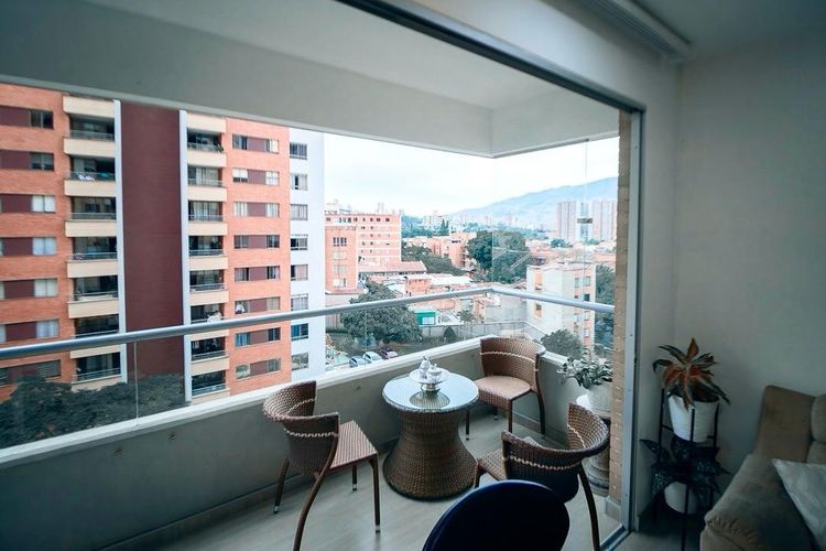 Apartamento de 3 alcobas en venta en Calasanz, Medellín, 113 m² · foto 7 de 23