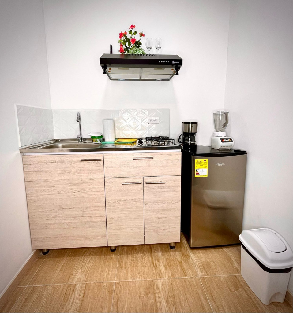 12BR Building in Laureles (1000 m²) for Sale - 3