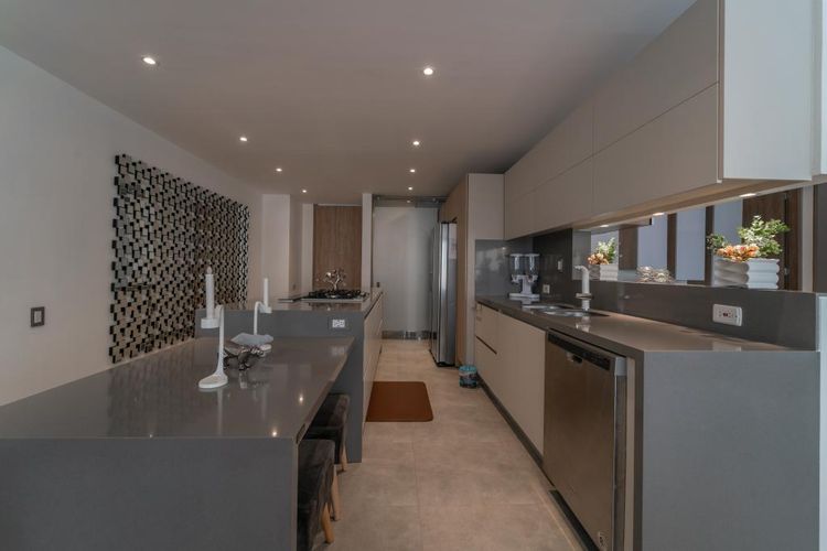 Apartamento en venta en Santa Barbara Oriental, Bogotá · foto 3 de 24