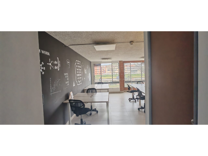 Apartaestudio en venta en San Antonio, Bogotá, 35 m² · foto 2 de 16
