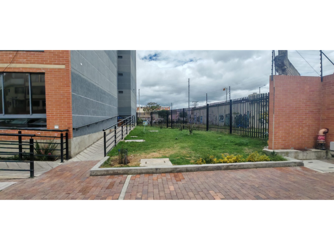 Apartaestudio en venta en San Antonio, Bogotá, 35 m² · foto 16 de 16