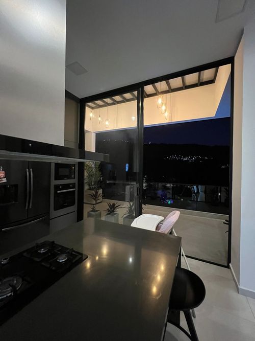 Casa de 6 alcobas en venta en Ruitoque Bajo, Floridablanca, 1286 m² · foto 8 de 24