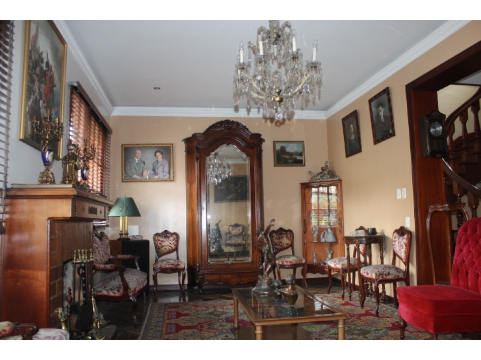 Casa en venta en Teusaquillo, Bogotá · foto 3 de 24