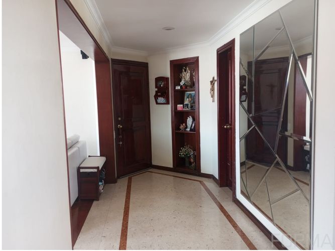 Apartamento en venta en Recodo Del Country, Bogotá · foto 2 de 24