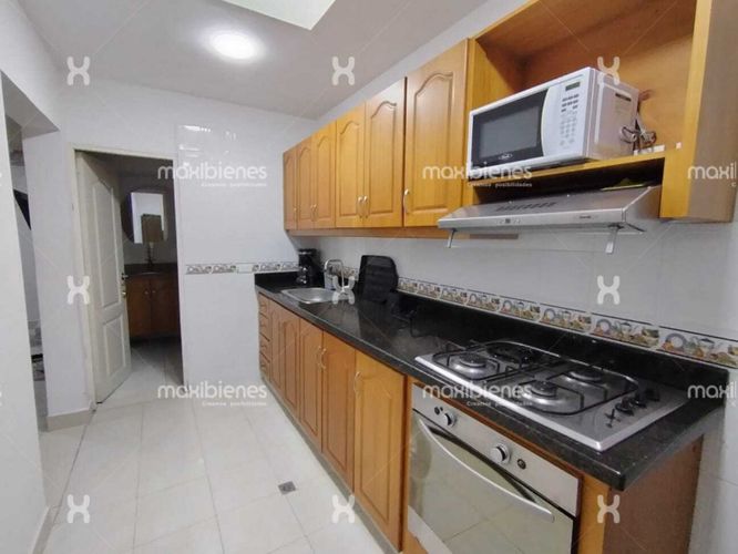 Apartamento de 3 alcobas en arriendo en El Poblado, Medellín, 100 m² · foto 2 de 11