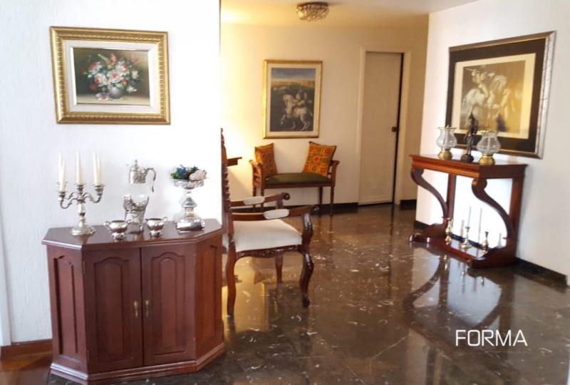 Apartamento en venta en Santa Barbara, Bogotá · foto 3 de 14