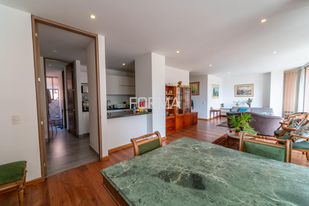 Apartamento en venta en Los Rosales, Bogotá · foto 6 de 10