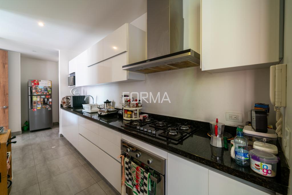 Apartamento en venta en Los Rosales, Bogotá · foto 7 de 10