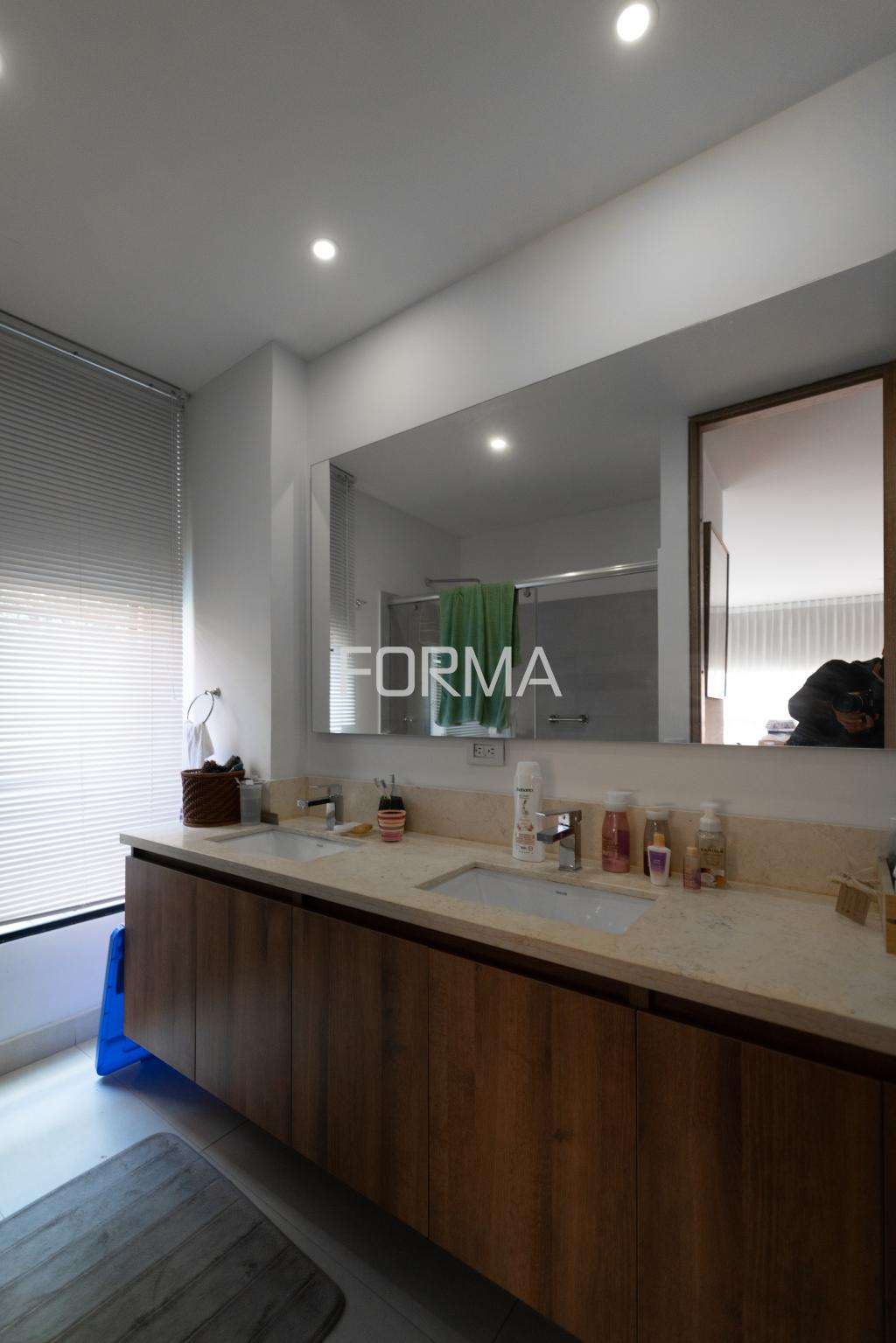 Apartamento en venta en Los Rosales, Bogotá · foto 10 de 10