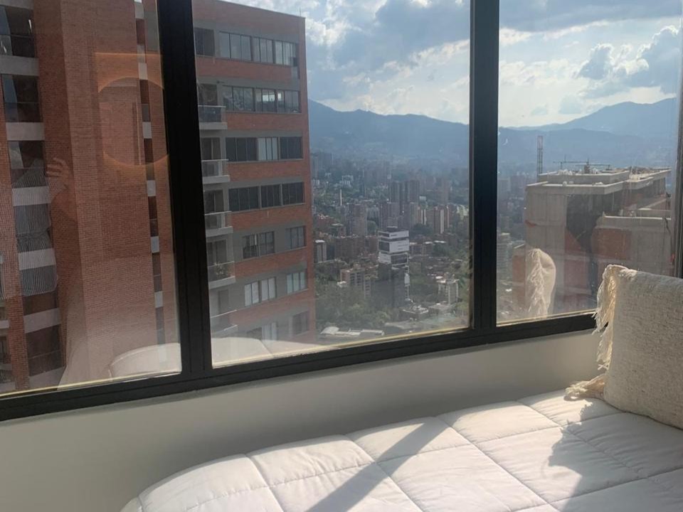 Apartamento en venta en Altos Del Poblado, Medellín · foto 14 de 24