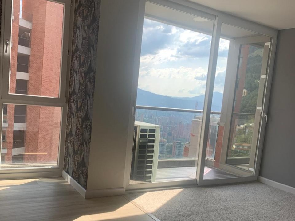 Apartamento en venta en Altos Del Poblado, Medellín · foto 17 de 24