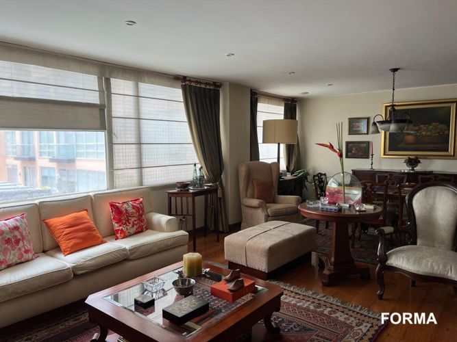 Apartamento de 3 alcobas en venta en Chico, Bogotá, 186 m² · foto 4 de 24
