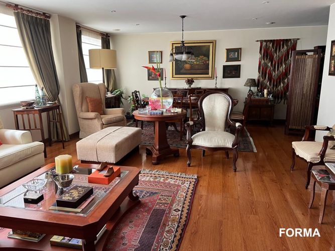Apartamento de 3 alcobas en venta en Chico, Bogotá, 186 m² · foto 6 de 24
