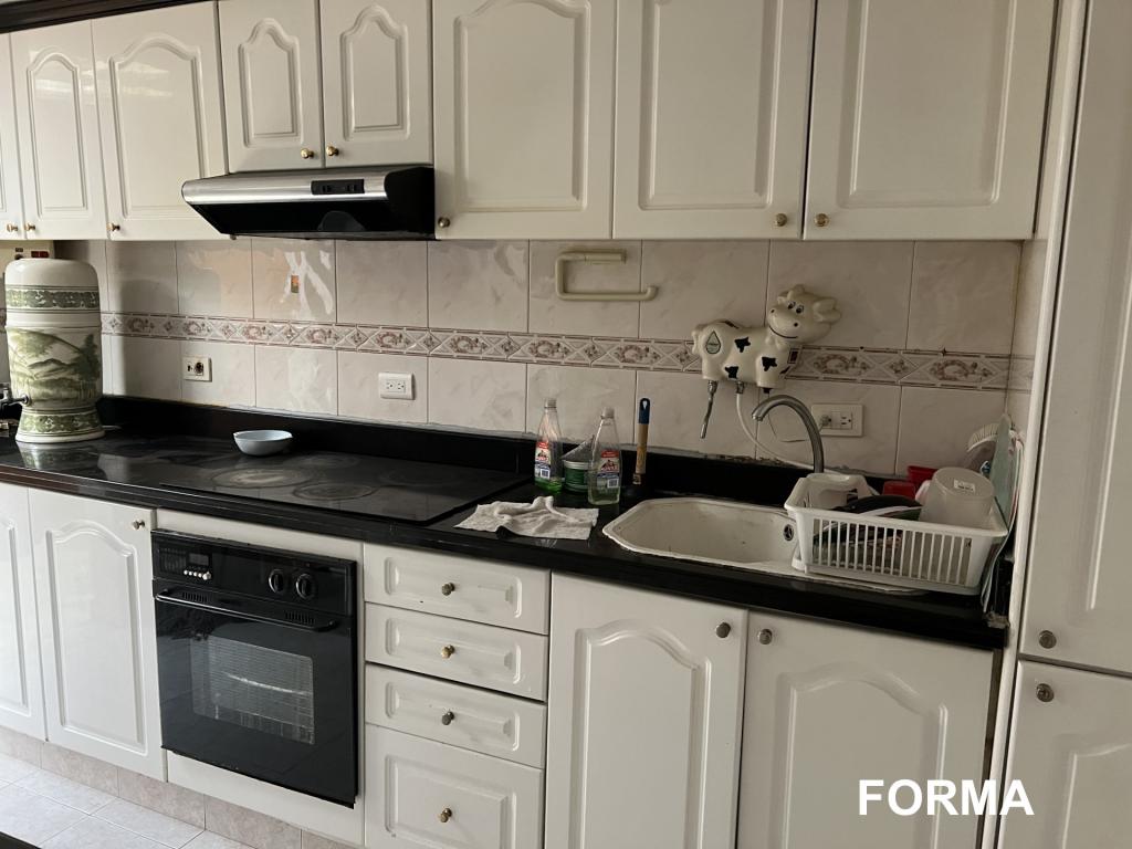 Apartamento en venta en Santa Barbara Central, Bogotá · foto 5 de 9