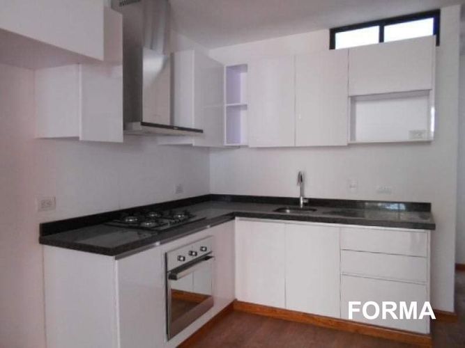 Apartaestudio en venta en Los Rosales, Bogotá, 54 m² · foto 5 de 7
