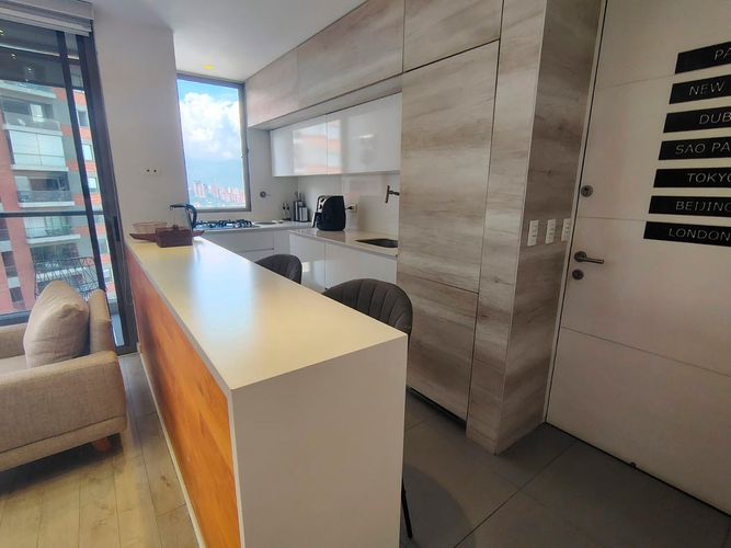 Apartamento de 1 alcoba en arriendo en El Poblado, Medellín, 64 m² · foto 7 de 16