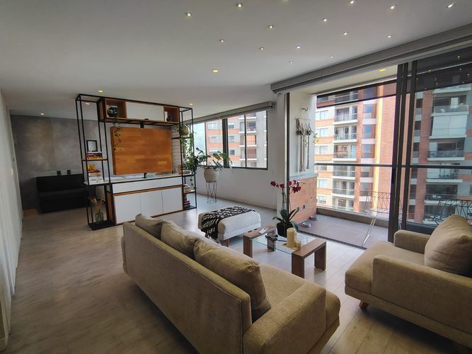 Apartamento de 1 alcoba en arriendo en El Poblado, Medellín, 64 m² · foto 3 de 16